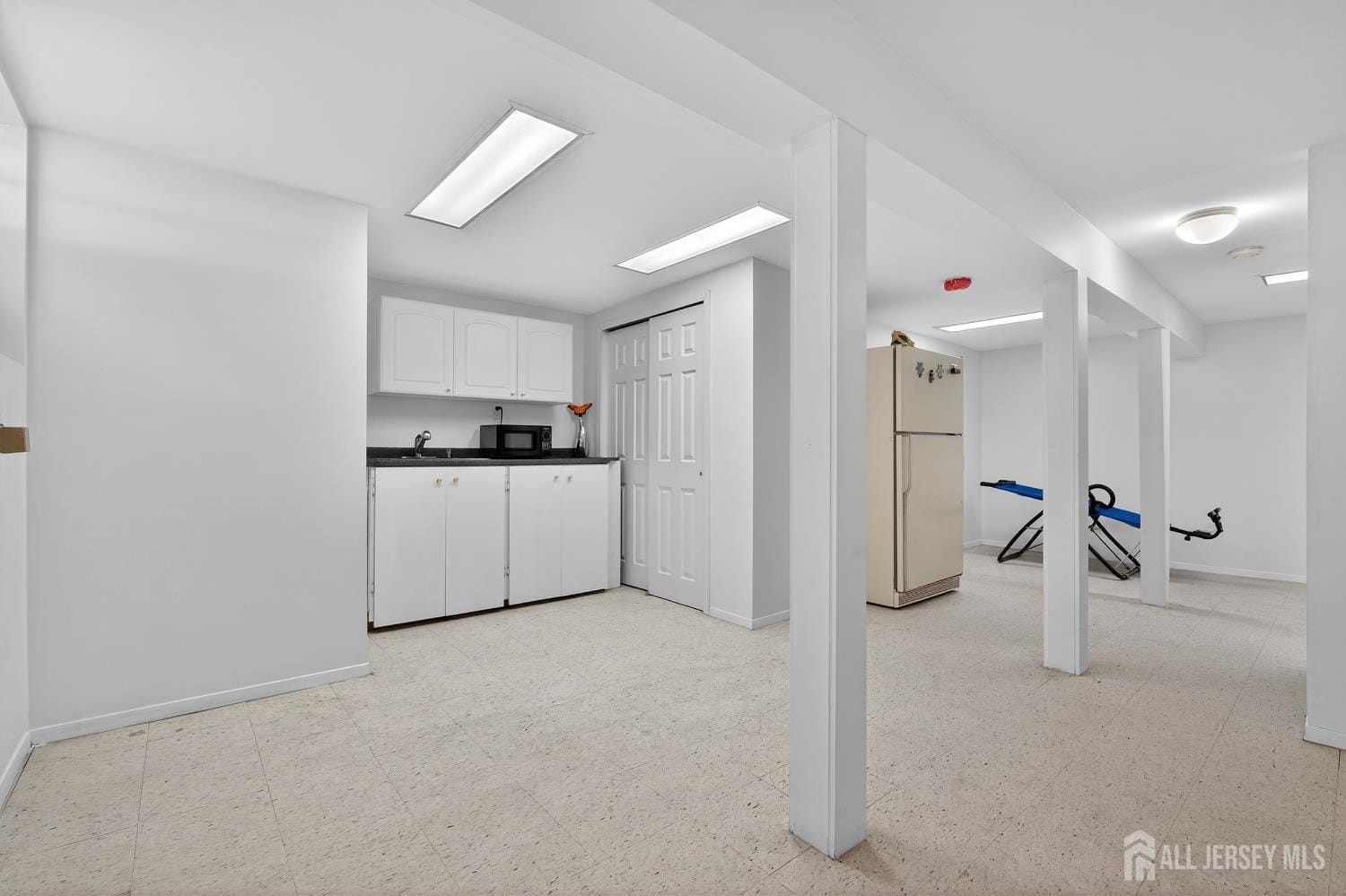 5 Dan Court, Old Bridge, NJ, 08857 image 43