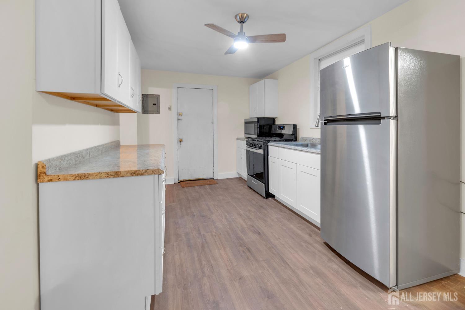 44 Stuyvesant Avenue, Newark, NJ, 07106 image 12