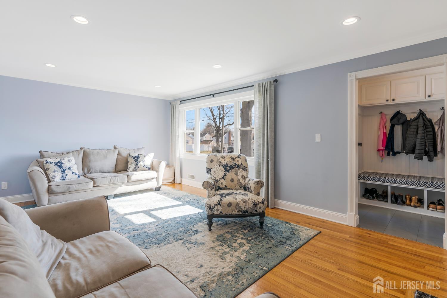 230 Melrose Avenue Image 3