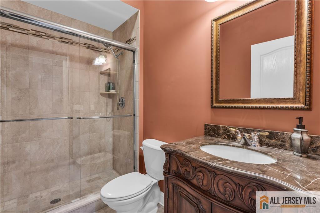 12 White Oak Lane, Aberdeen, NJ, 07747 image 27