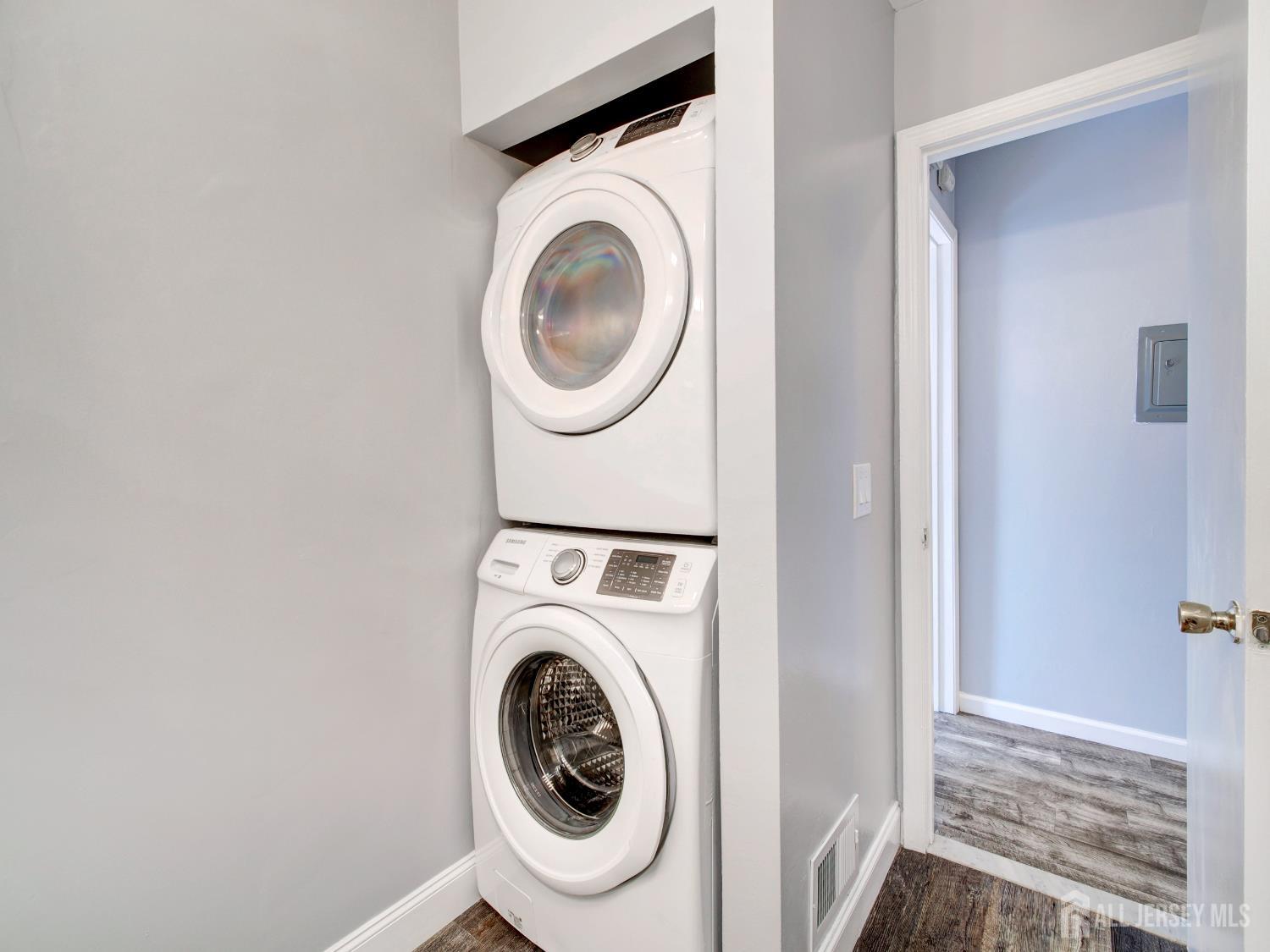 130 Applegate Lane, East Brunswick, NJ, 08816 image 24