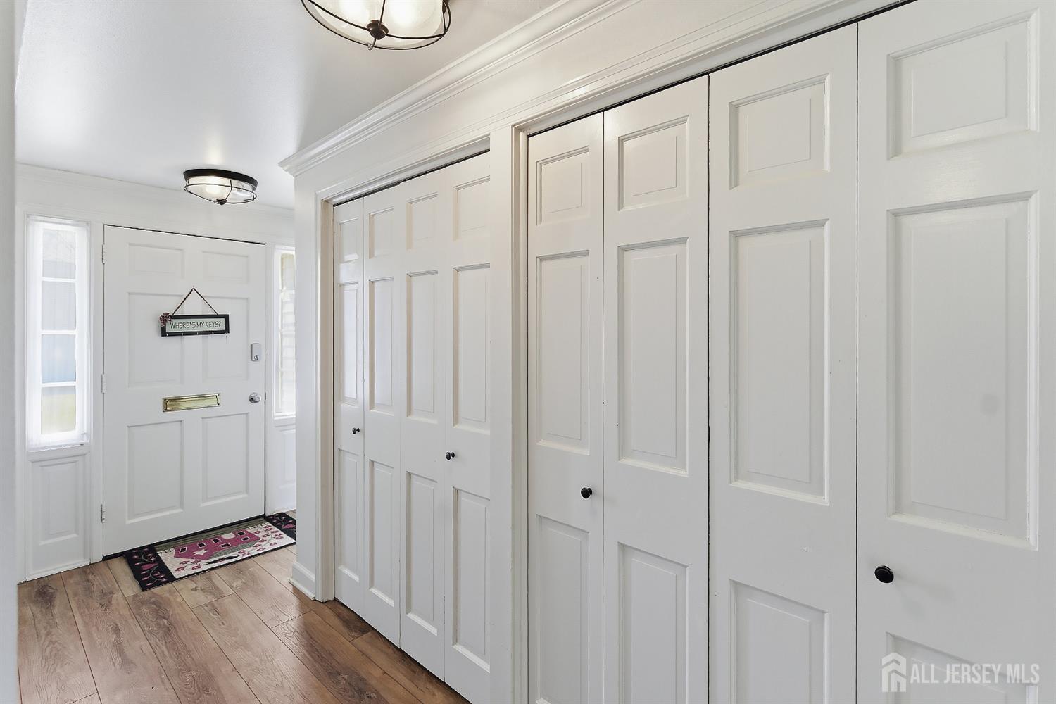 25 E Rossmoor Drive Image 3