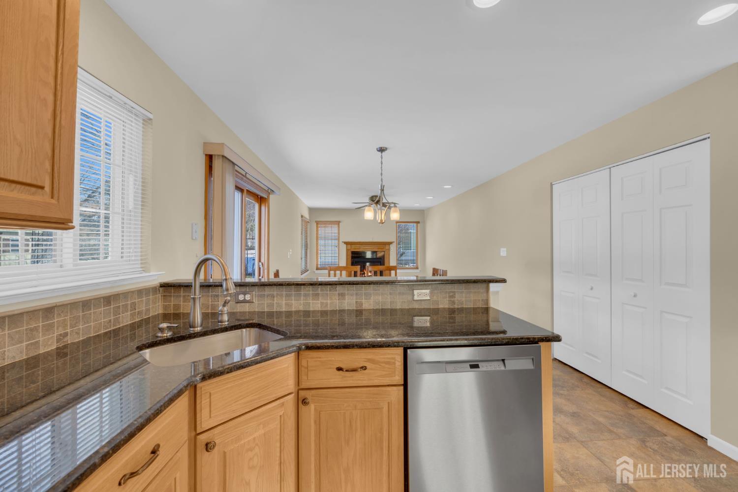 19 Cherrywood Drive, Piscataway, NJ, 08854 image 22