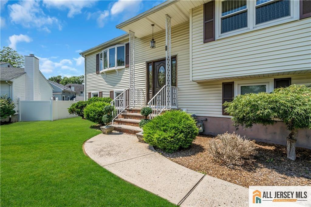 8 Whitehall Avenue, Edison, NJ, 08820 image 44