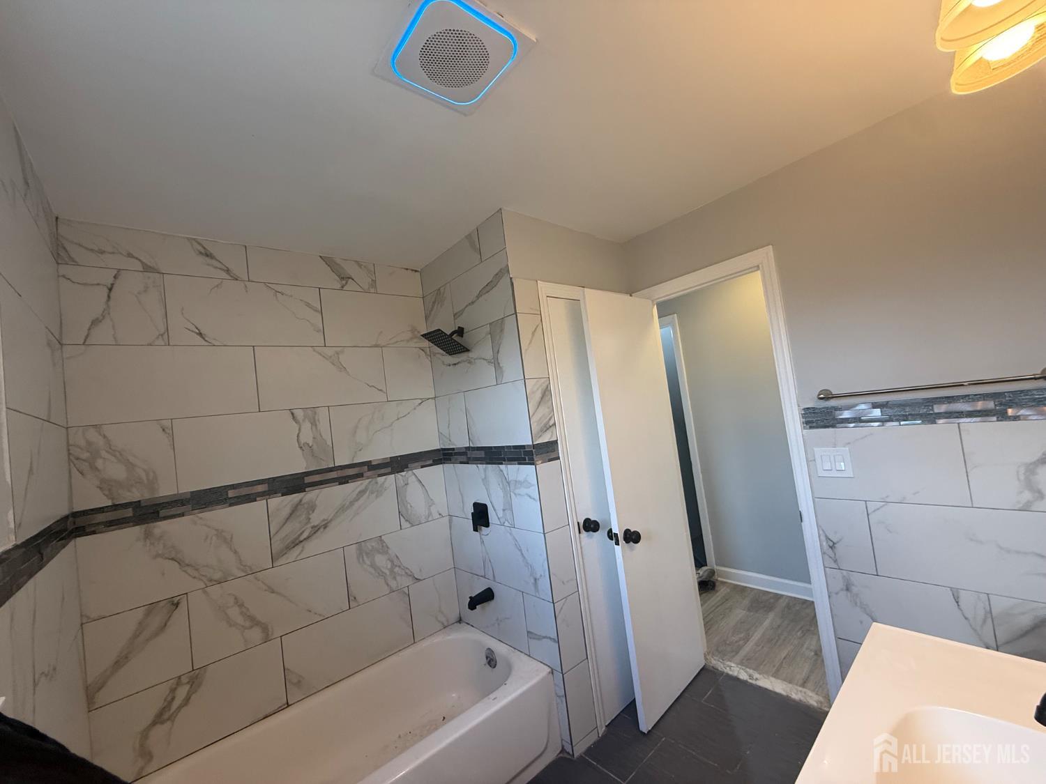 35 Fiat Avenue, Iselin, NJ, 08830 image 8