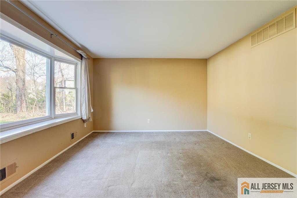 18 Warne Road, Old Bridge, NJ, 07747 image 6