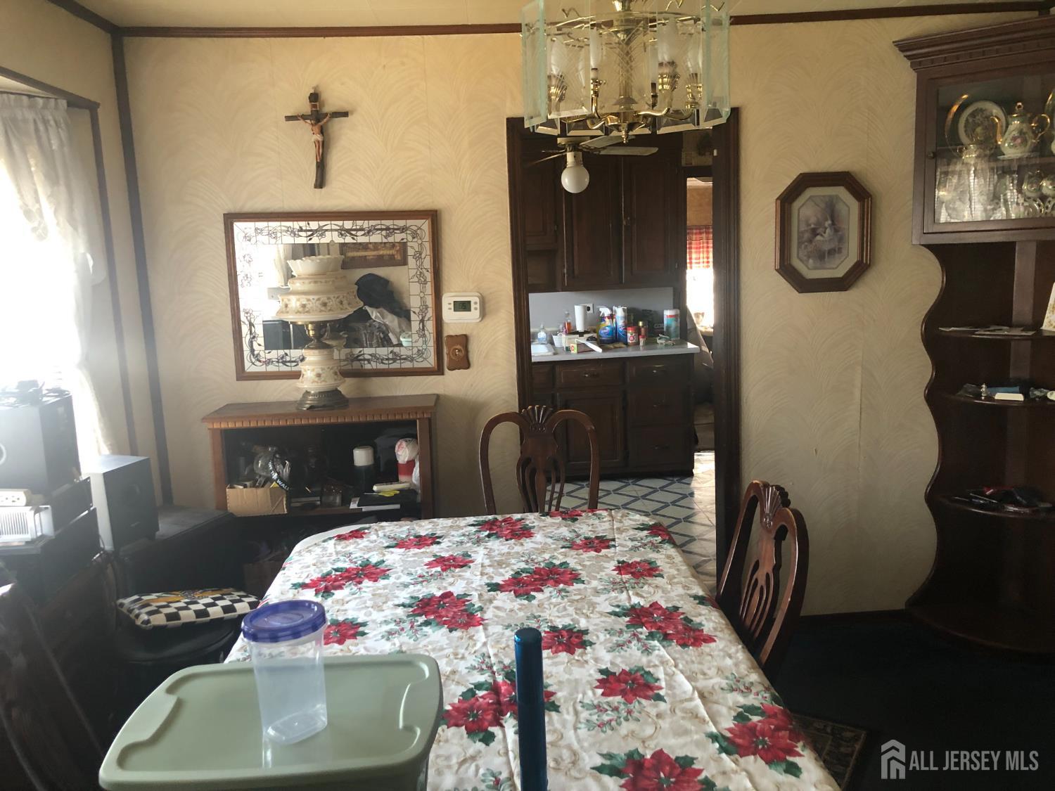 151 La Guardia Avenue Image 4