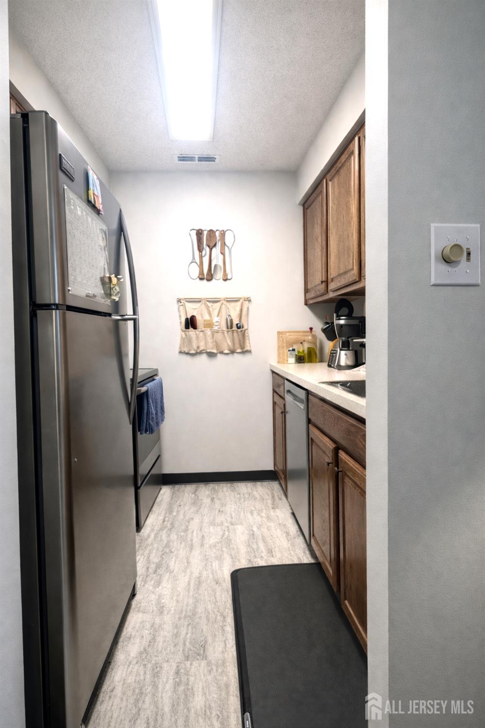 4910 Ravens Crest Dr Drive, Plainsboro, NJ, 08536 image 12