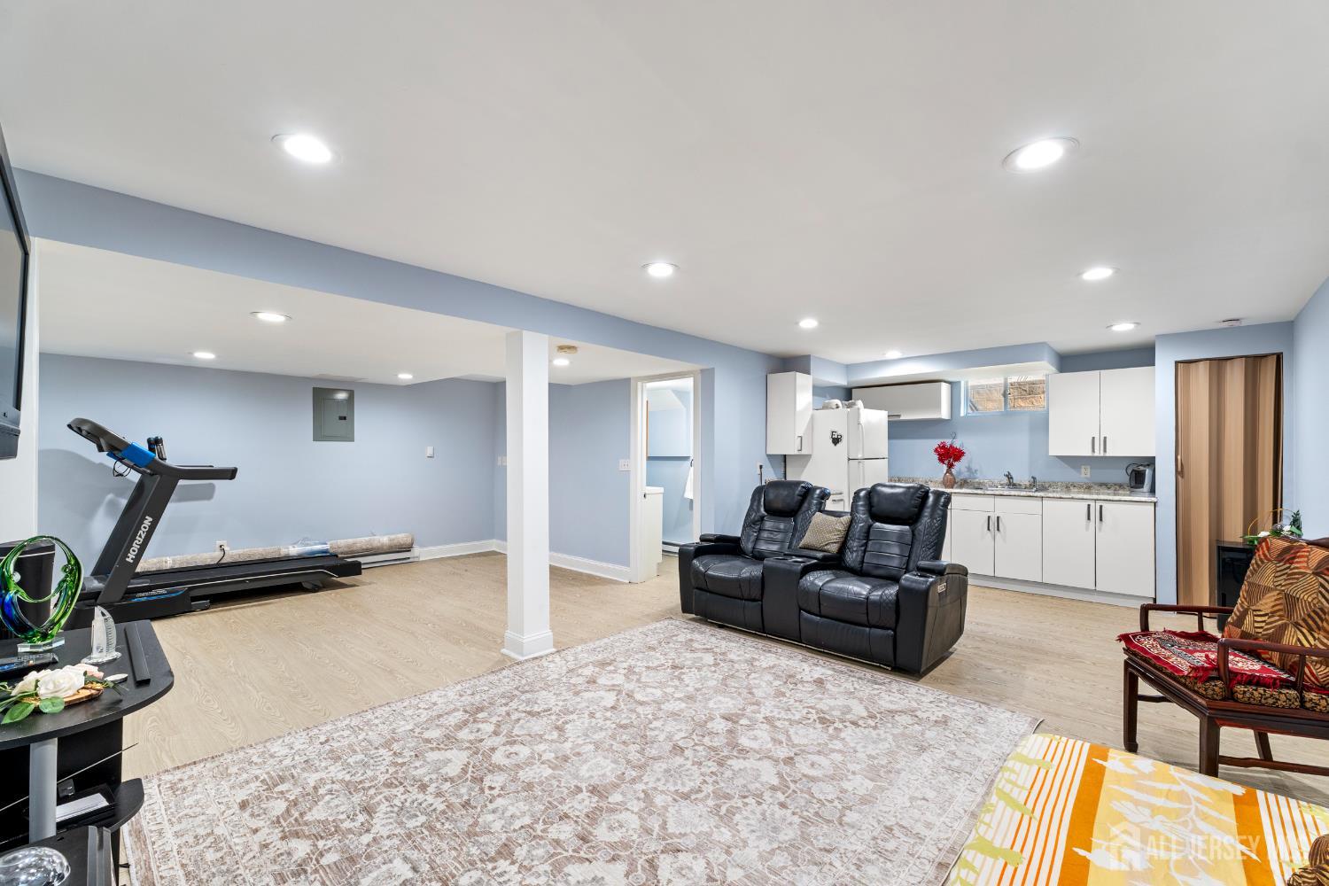 55 Ainsworth Avenue, East Brunswick, NJ, 08816 image 27