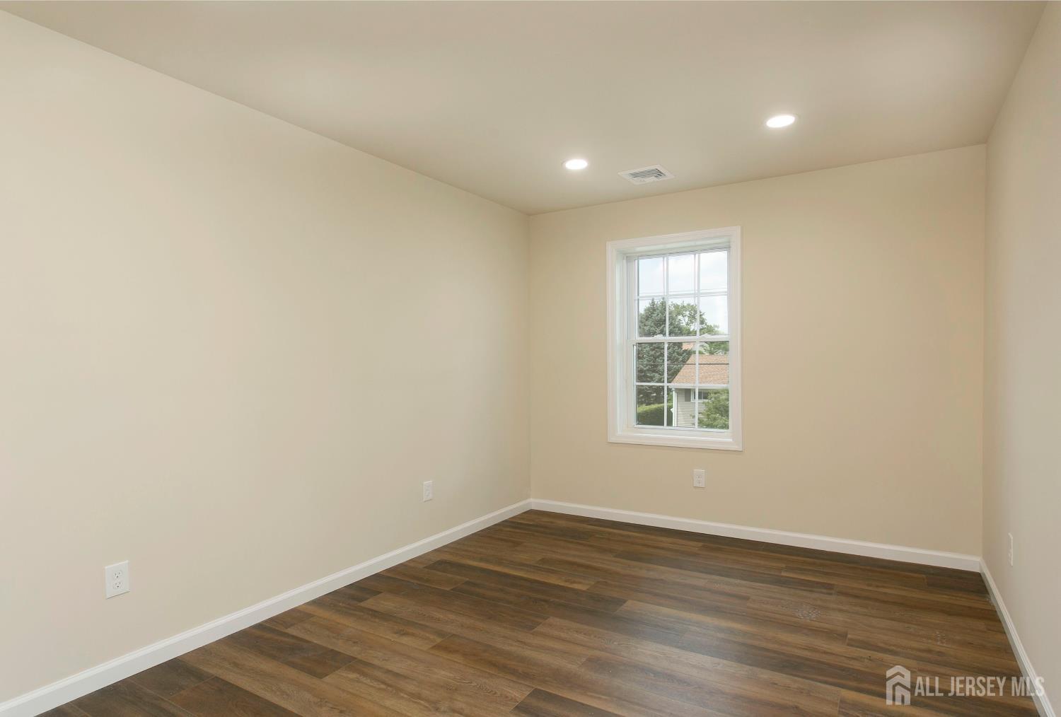 15 Bradley Drive, Edison, NJ, 08817 image 28