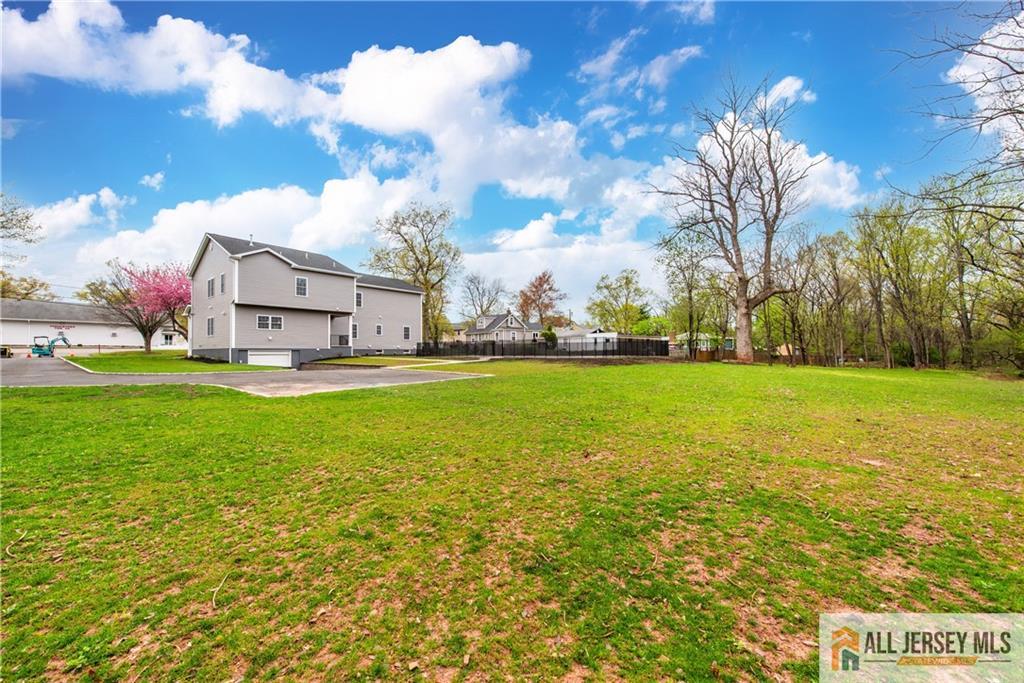 165 Normandy Drive Image 4