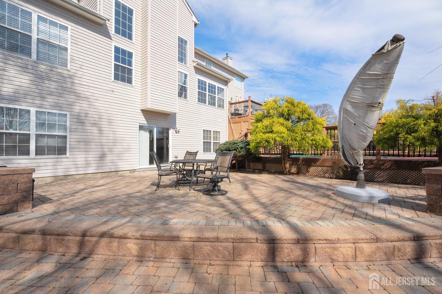 6 Lawrence Court Image 5