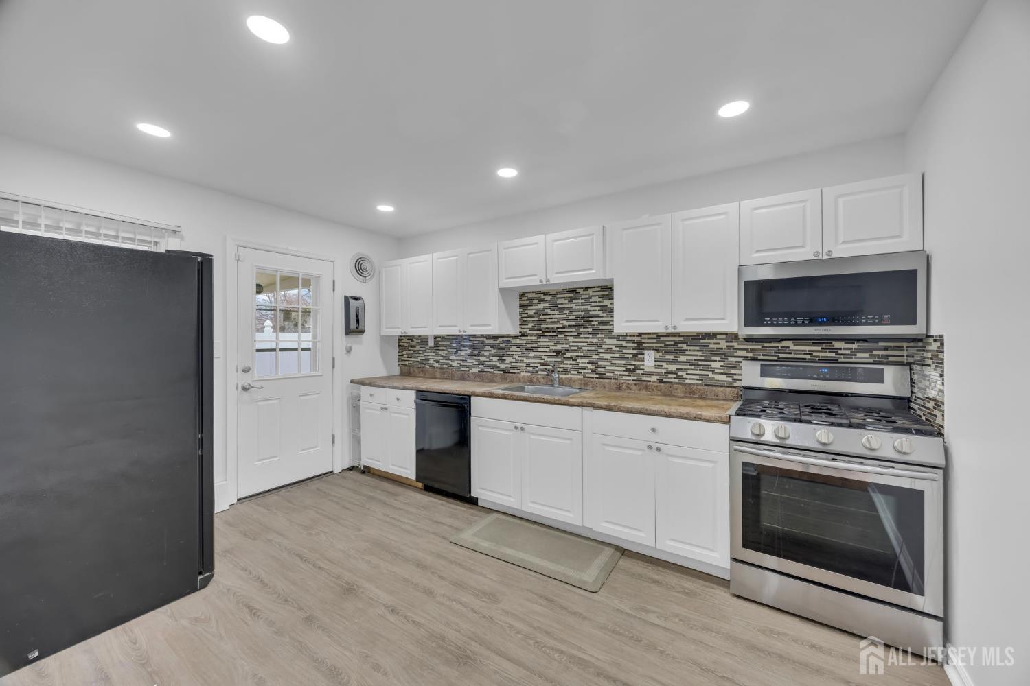 120 Winthrop Road Image 5