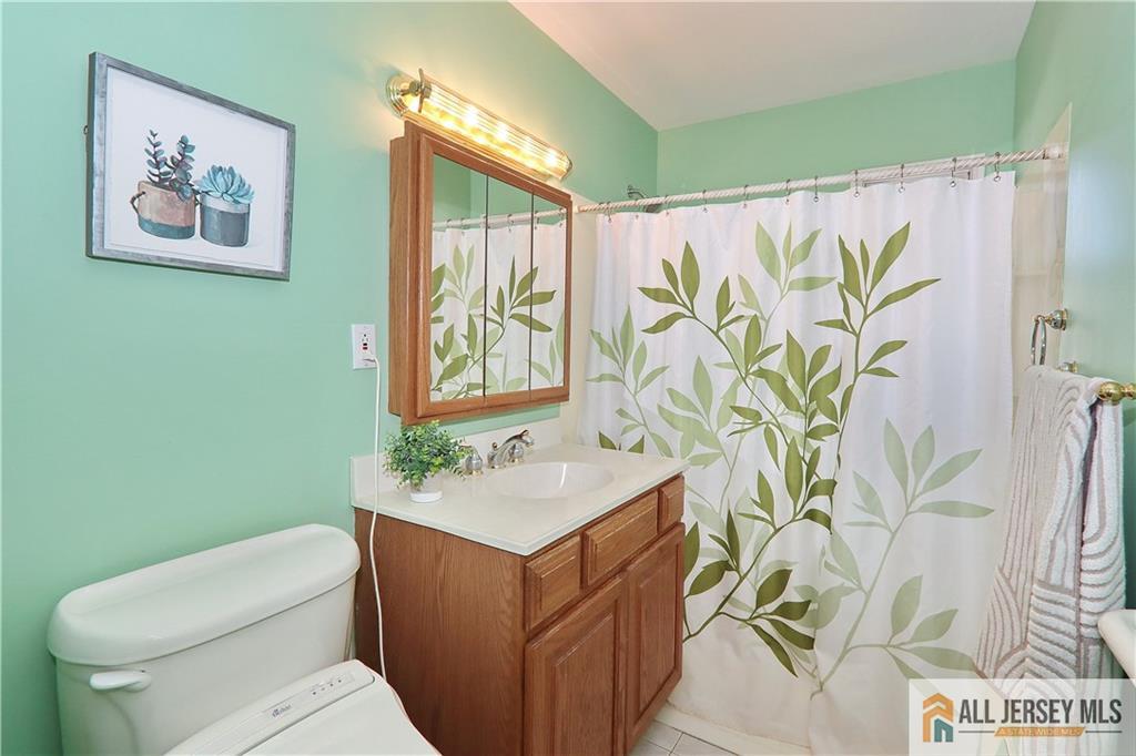 196 Worth Street, Iselin, NJ, 08830 image 17