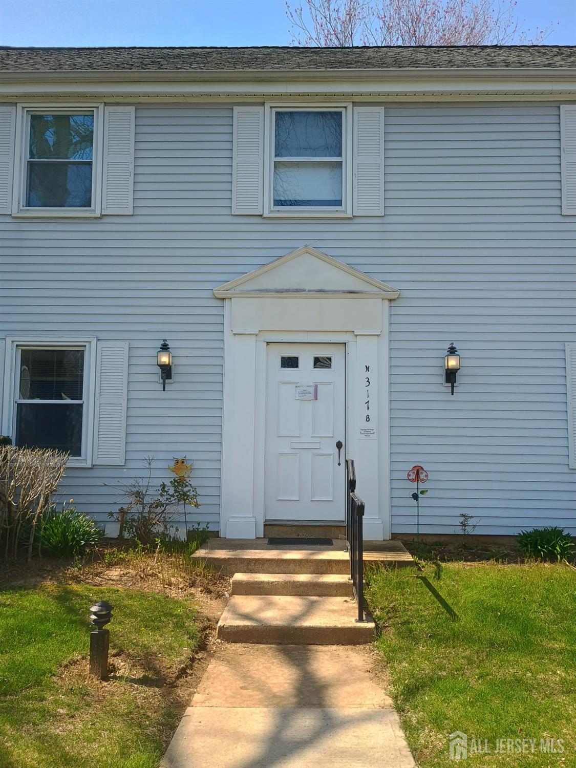 317-B Stowe Lane B Image 4