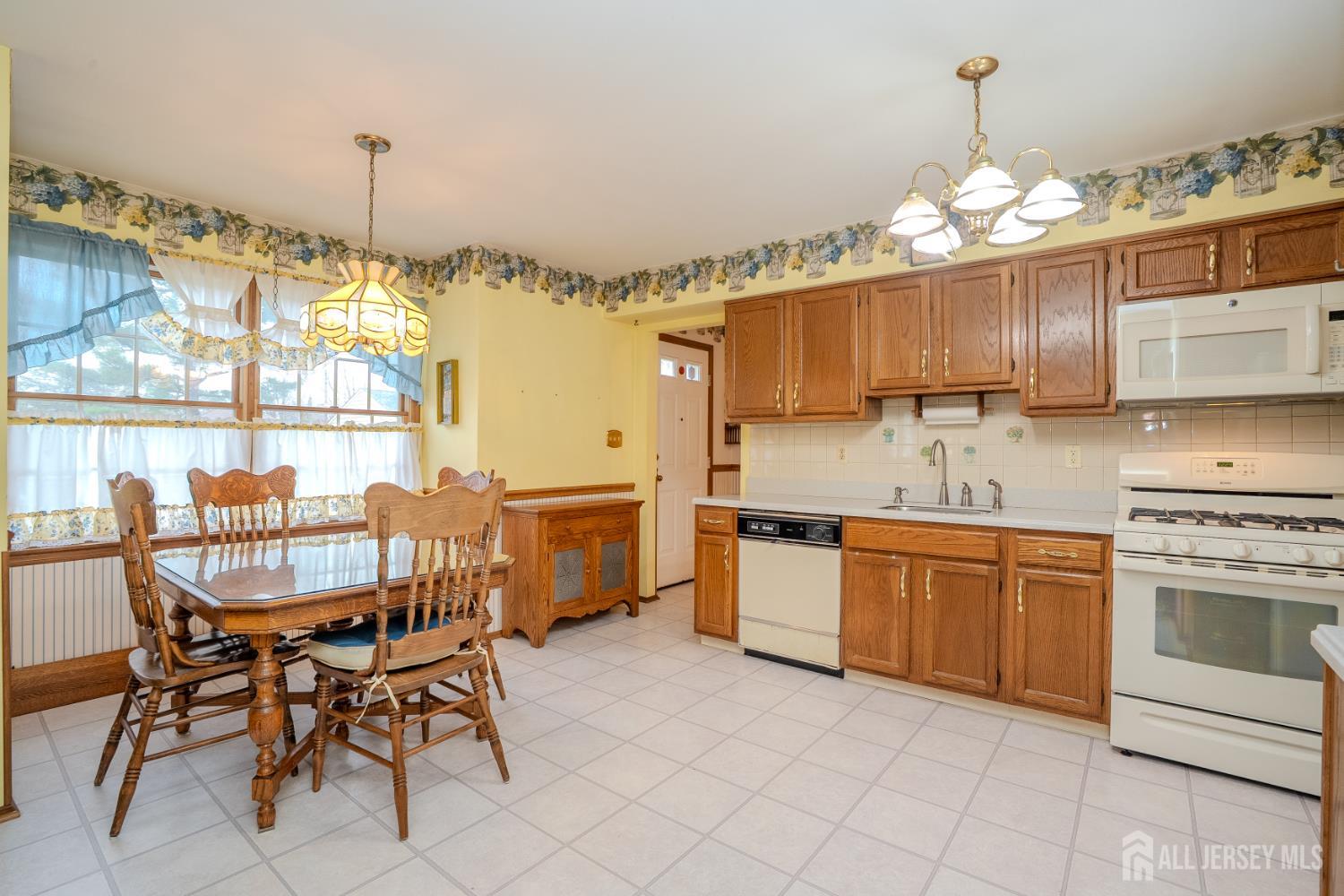 15 Lynn Court, North Brunswick, NJ, 08902 image 13