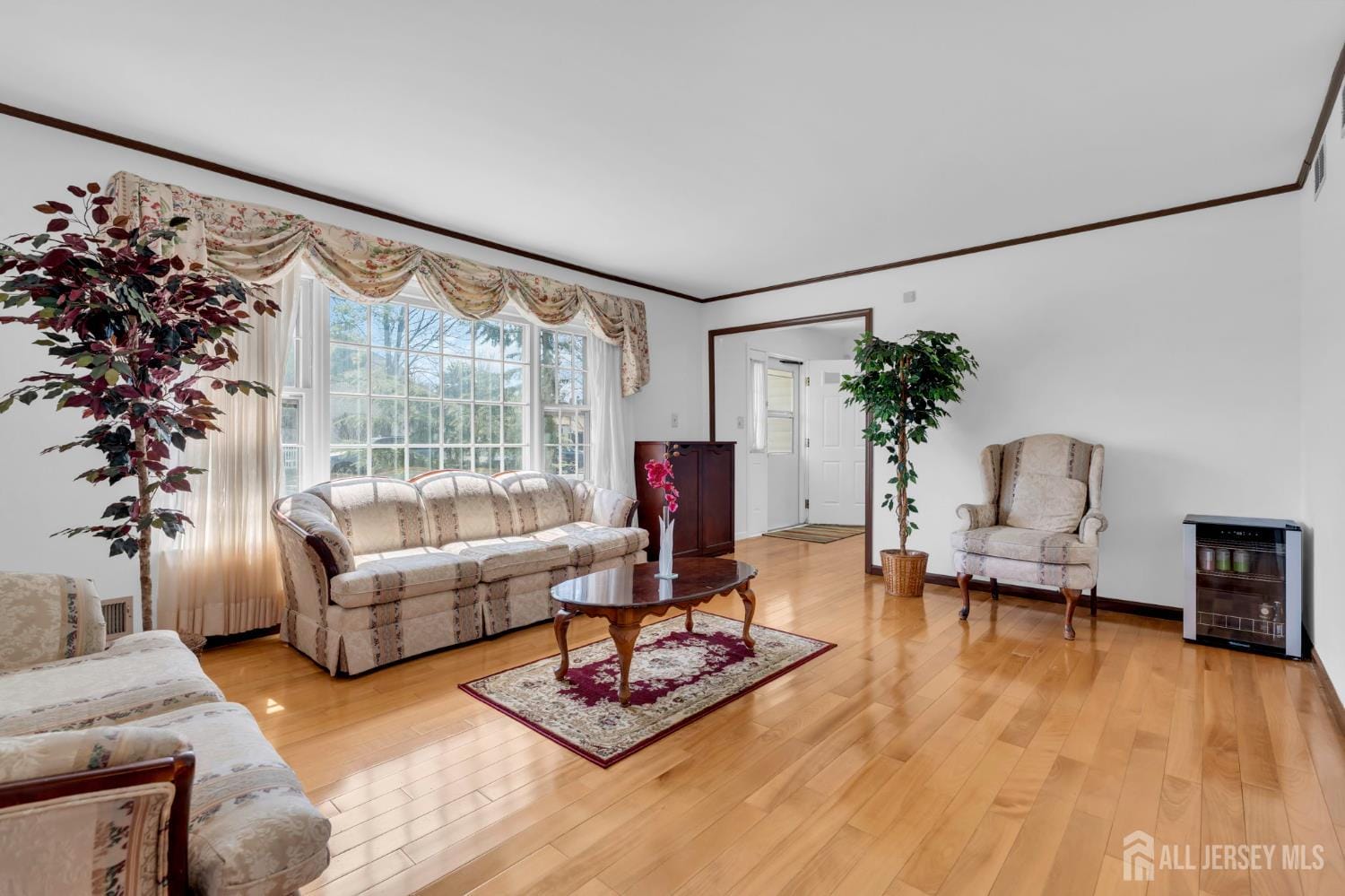 22 Ellison Avenue Image 4