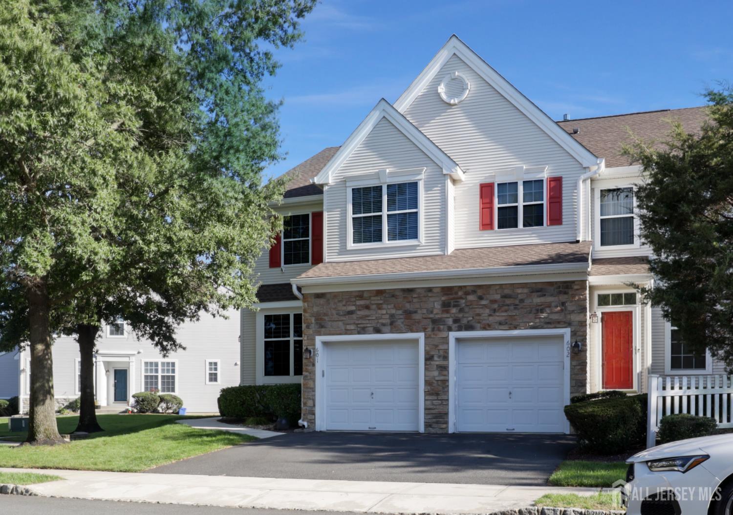 601 Yarrow Circle Image 2