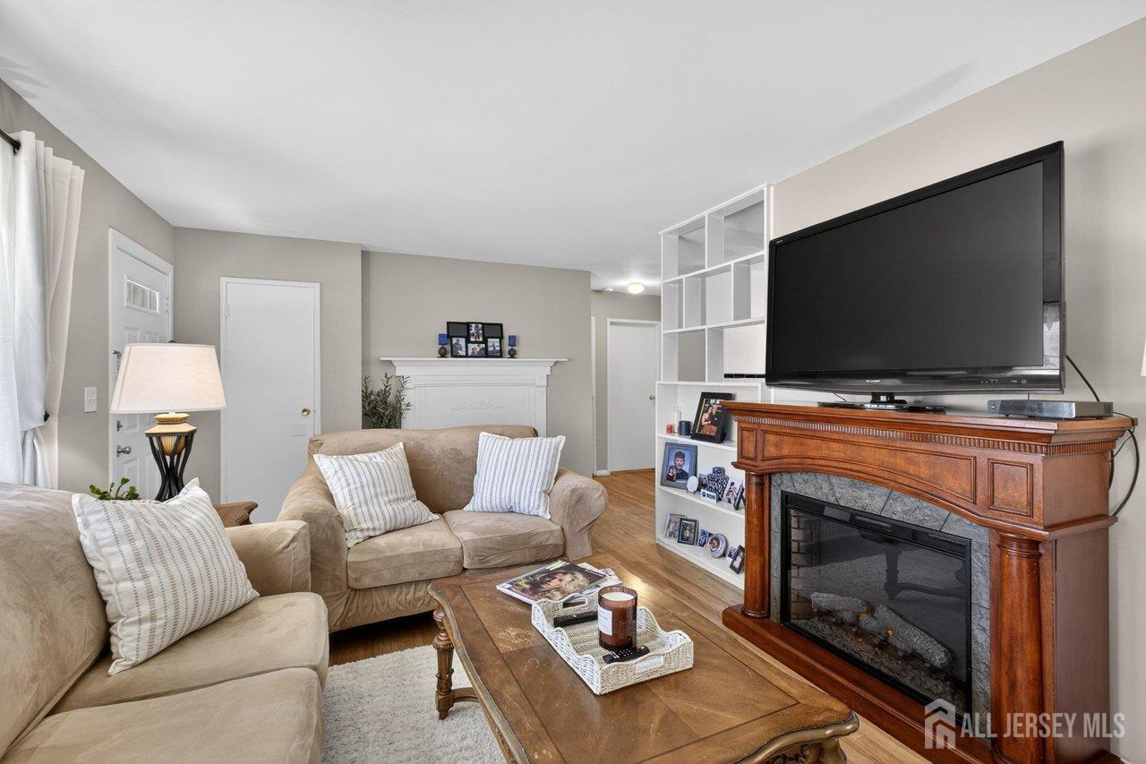 6 Jasko Court Image 2