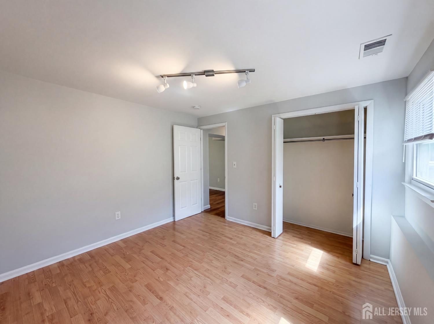19 Central Avenue, East Brunswick, NJ, 08816 image 18