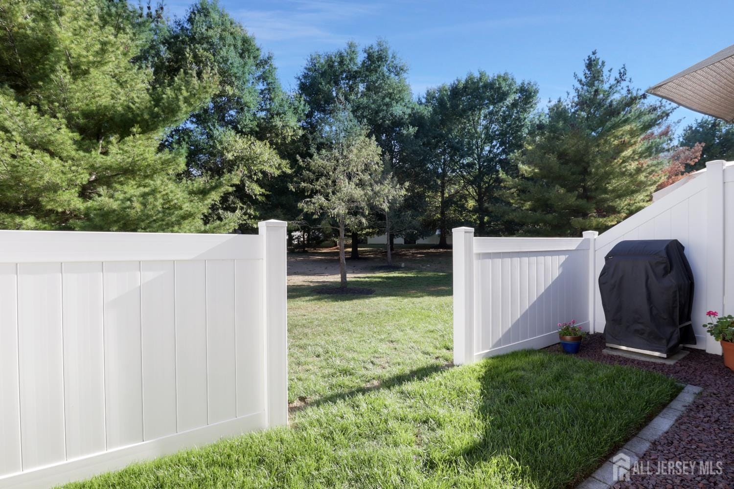 601 Yarrow Circle, South Brunswick, NJ, 08810 image 10