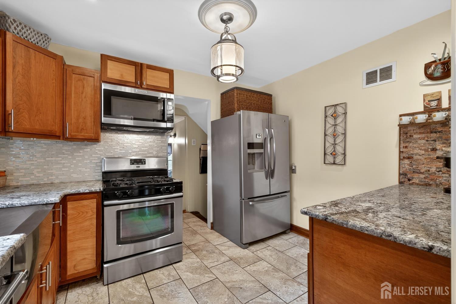 7 Spier Drive, Livingston, NJ, 07039 image 10