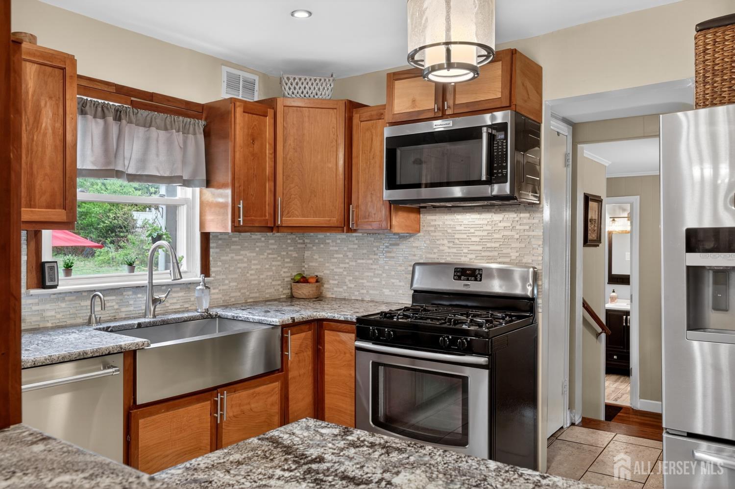 7 Spier Drive, Livingston, NJ, 07039 image 8