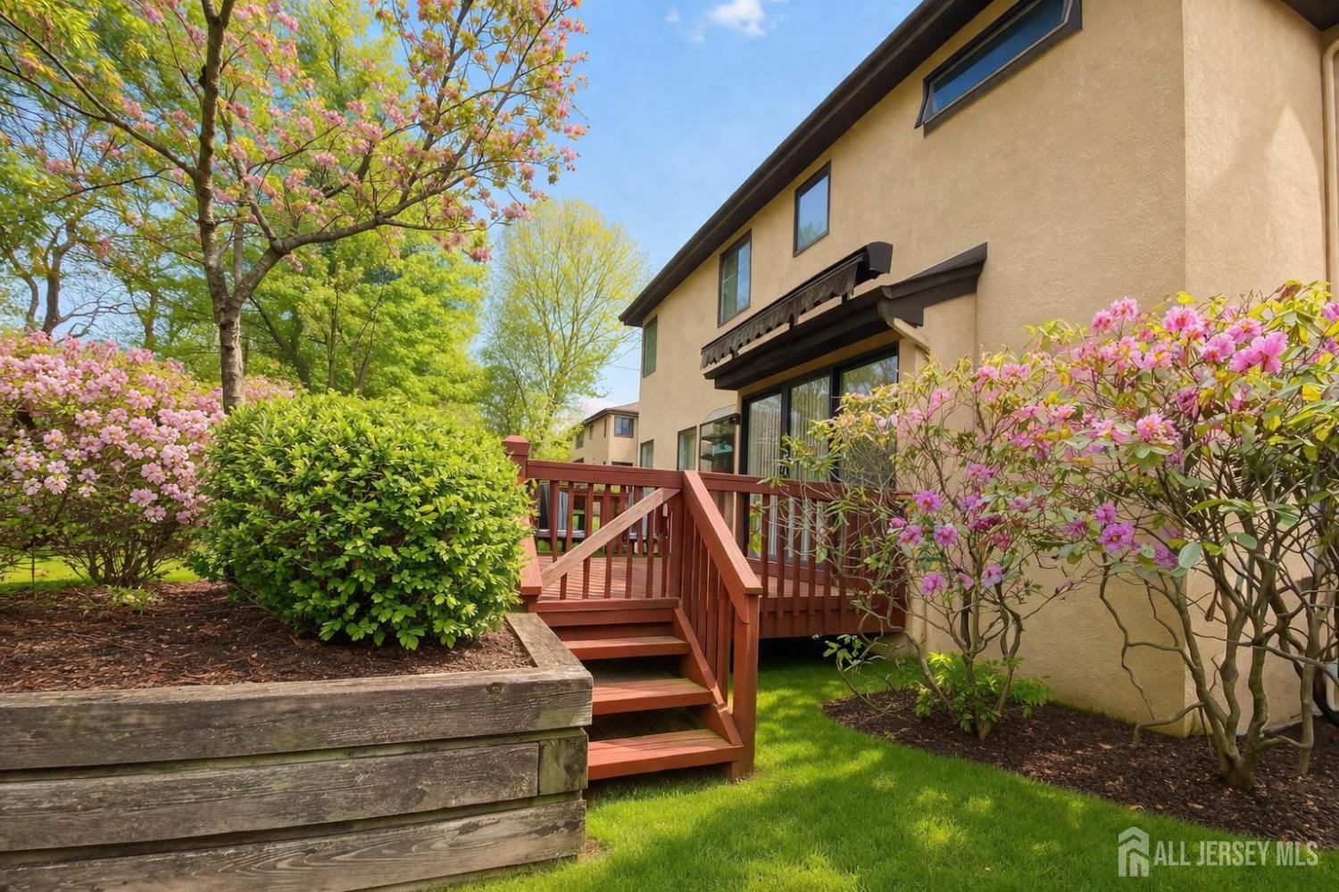 423 Sayre Drive Image 4