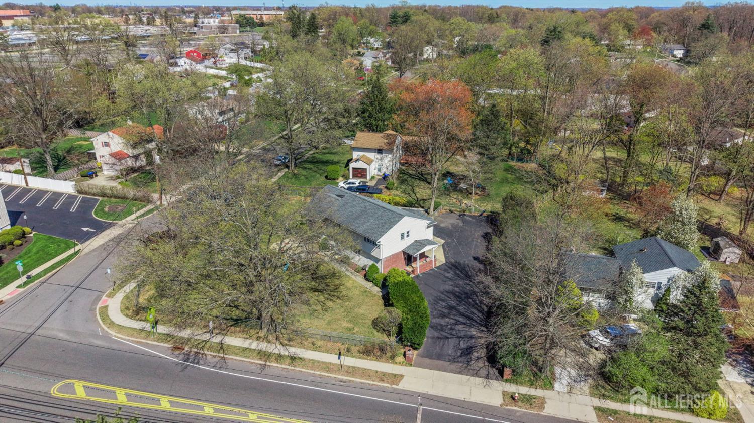 292 Summerhill Road, East Brunswick, NJ, 08816 image 31