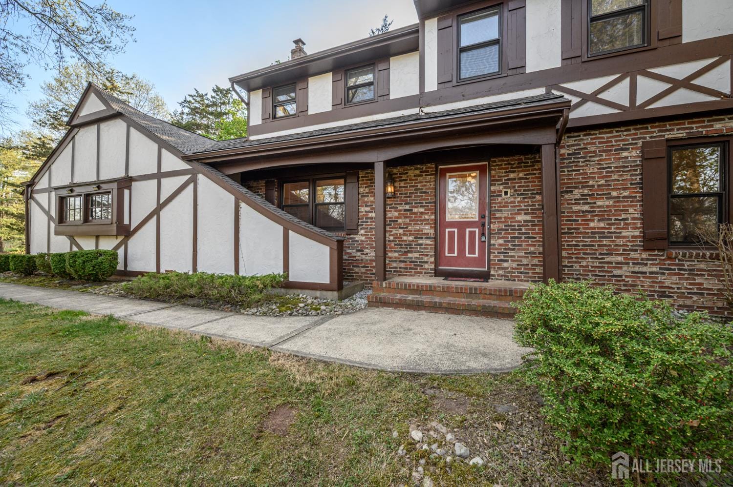 333 River Road Image 2