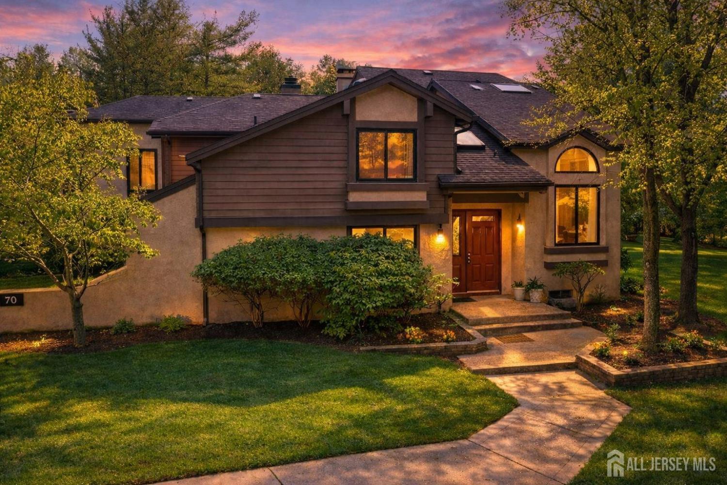 70 Sayre Drive Image 2