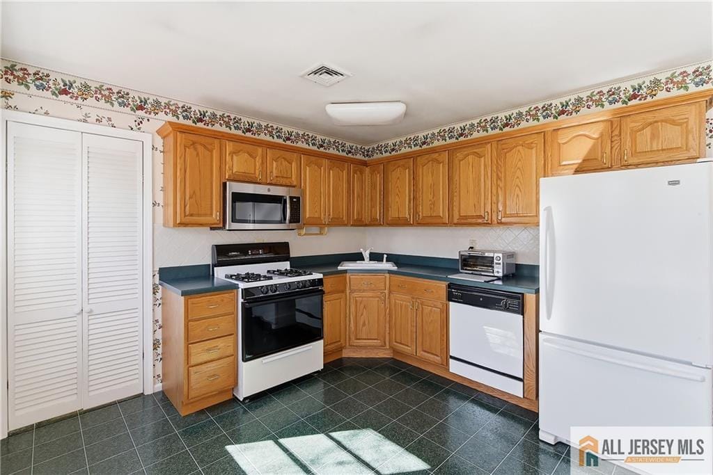 7 Brook Hollow Road, Piscataway, NJ, 08854 image 9