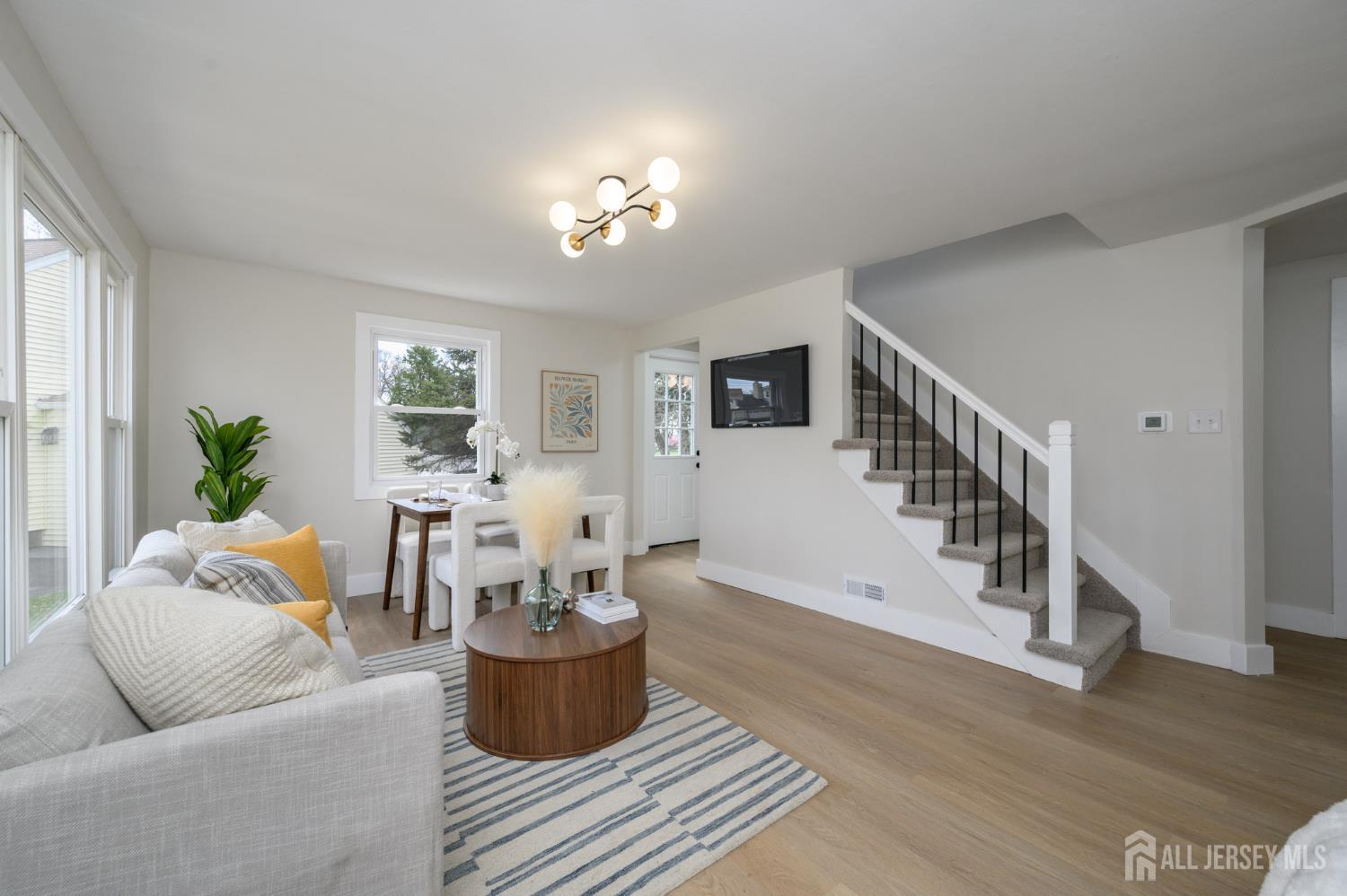 36 Delekas Avenue Image 3