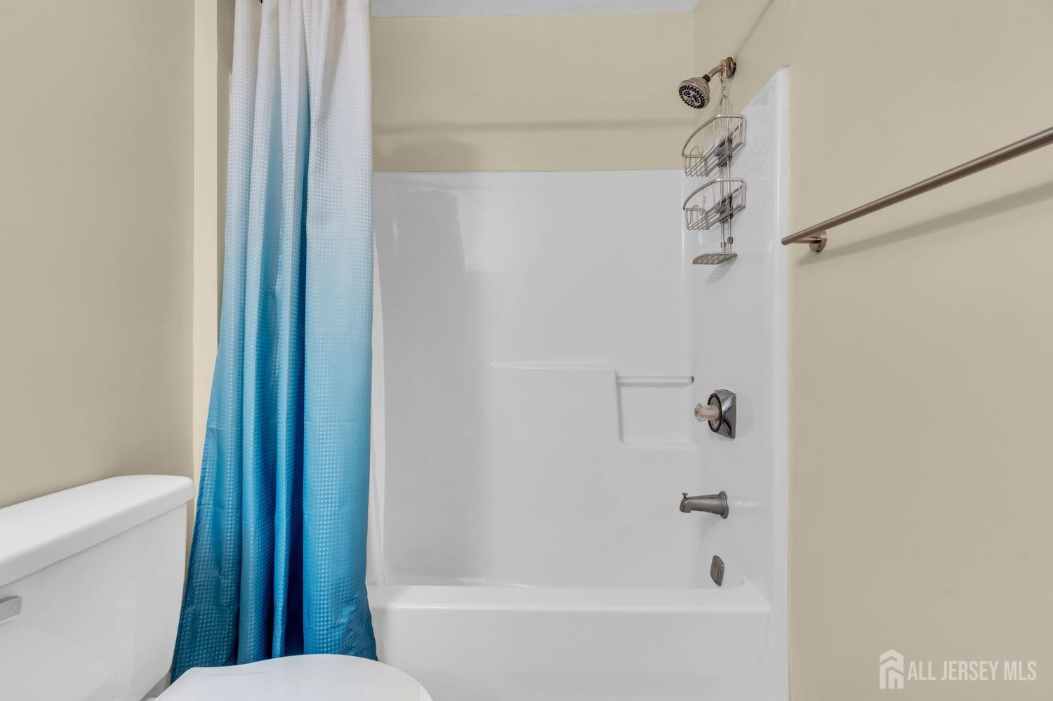 52 Zeller Drive, Franklin Twsp, NJ, 08873 image 41