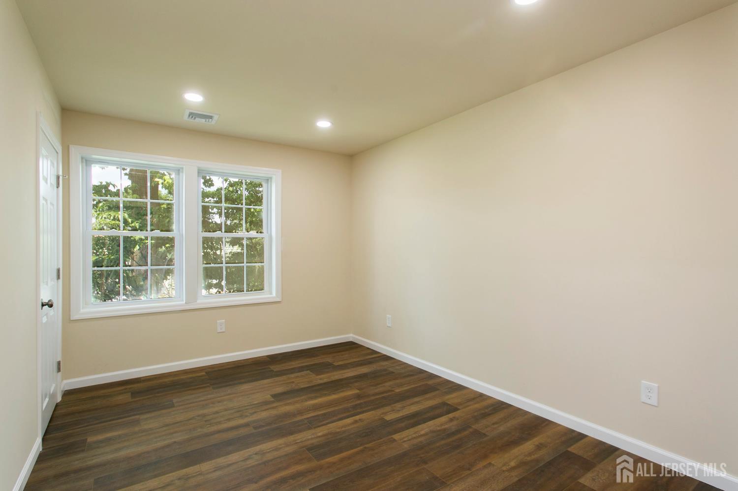 15 Bradley Drive, Edison, NJ, 08817 image 26