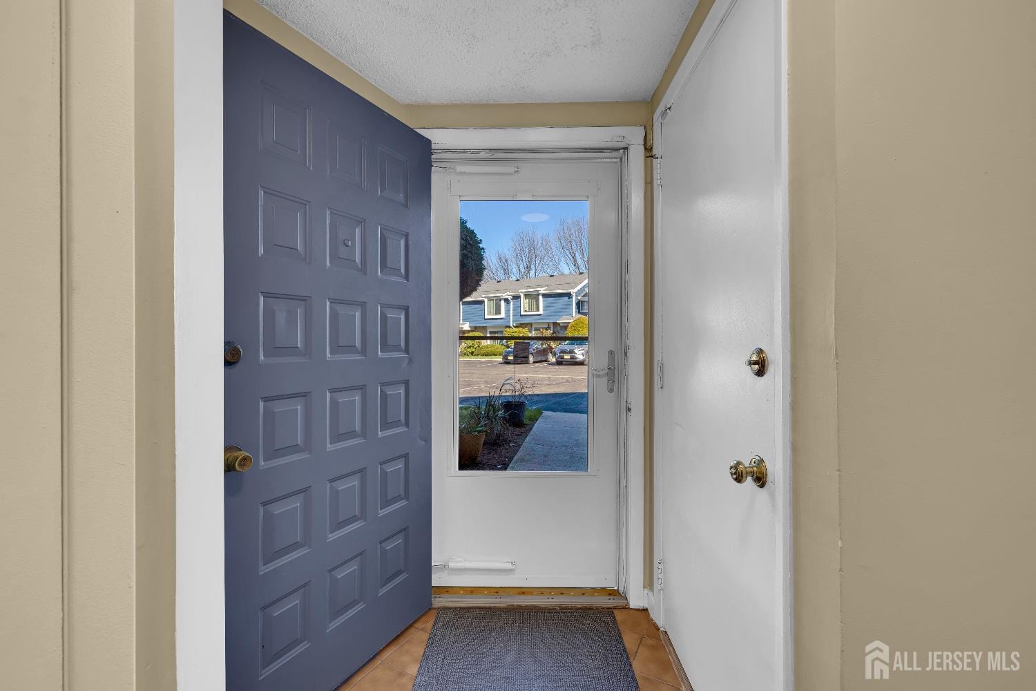 5502 Hana Road Image 3