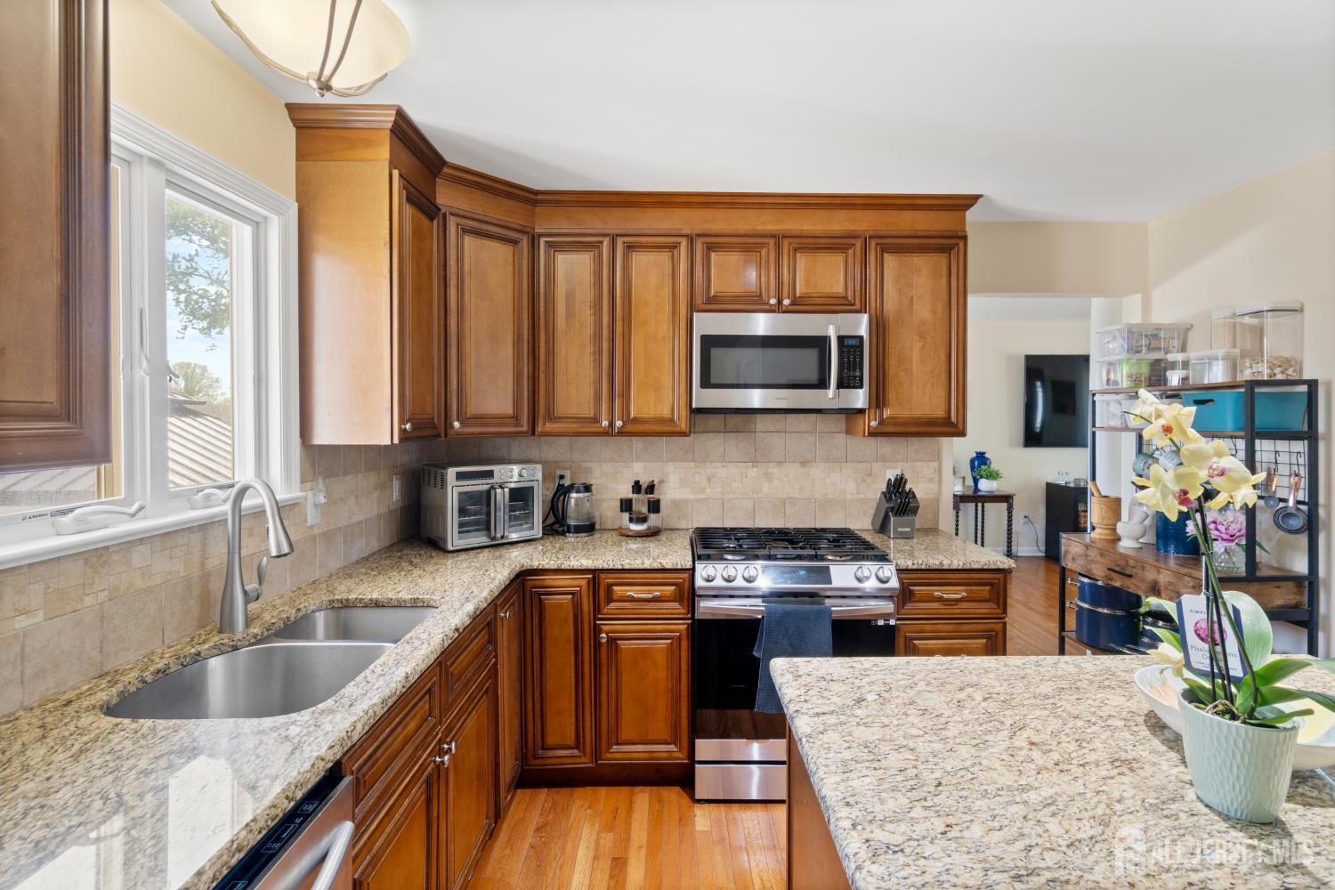 99 Clyde Avenue, Perth Amboy, NJ, 08861 image 7