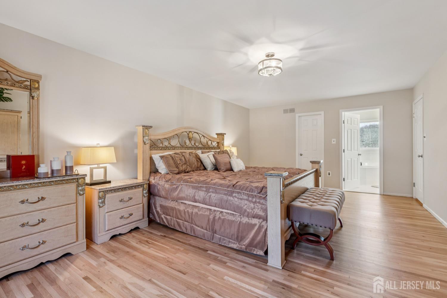 8 Constitution Court, East Brunswick, NJ, 08816 image 31