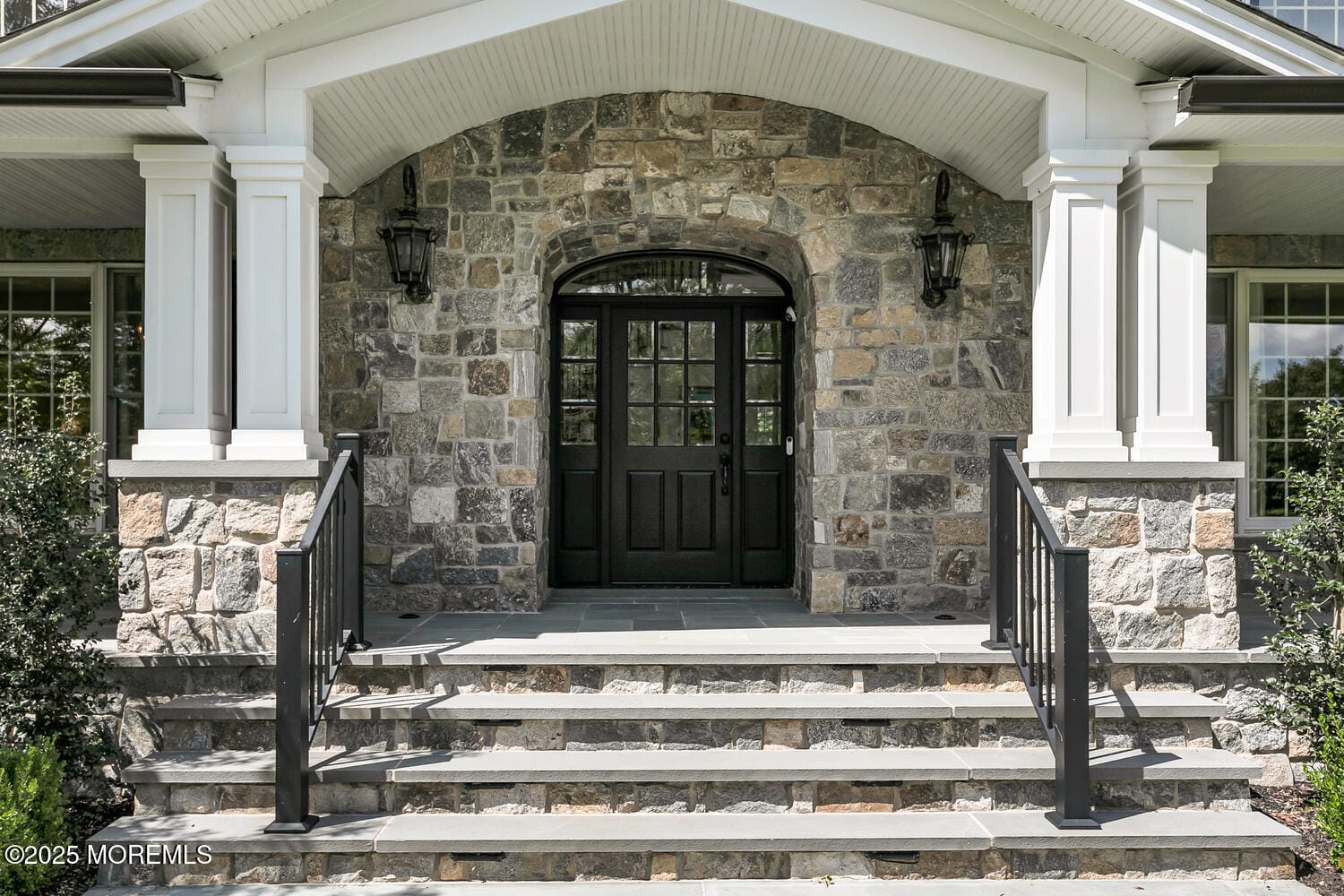 3 Bretwood Drive Image 2