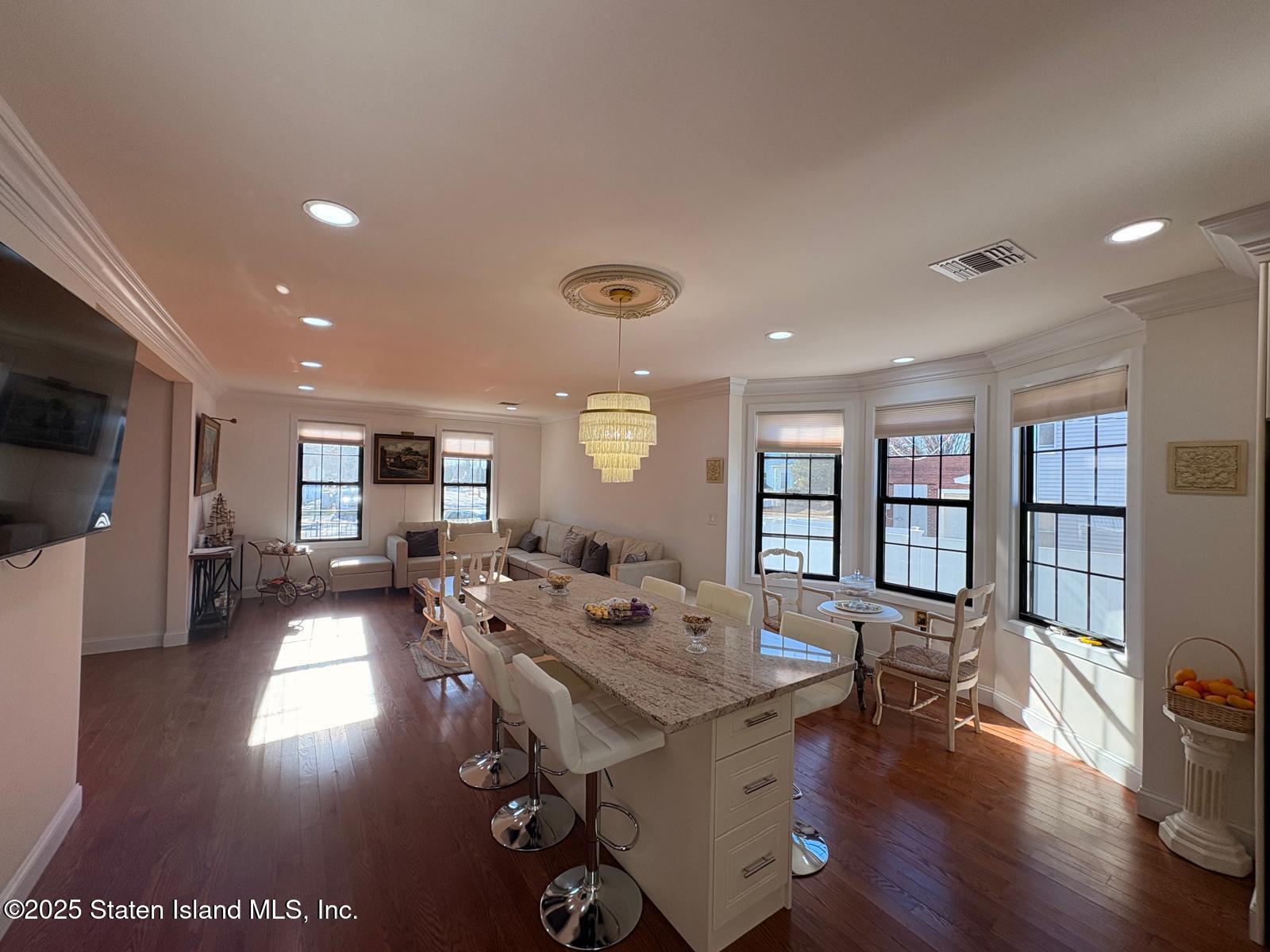 7587 Amboy Road Image 5