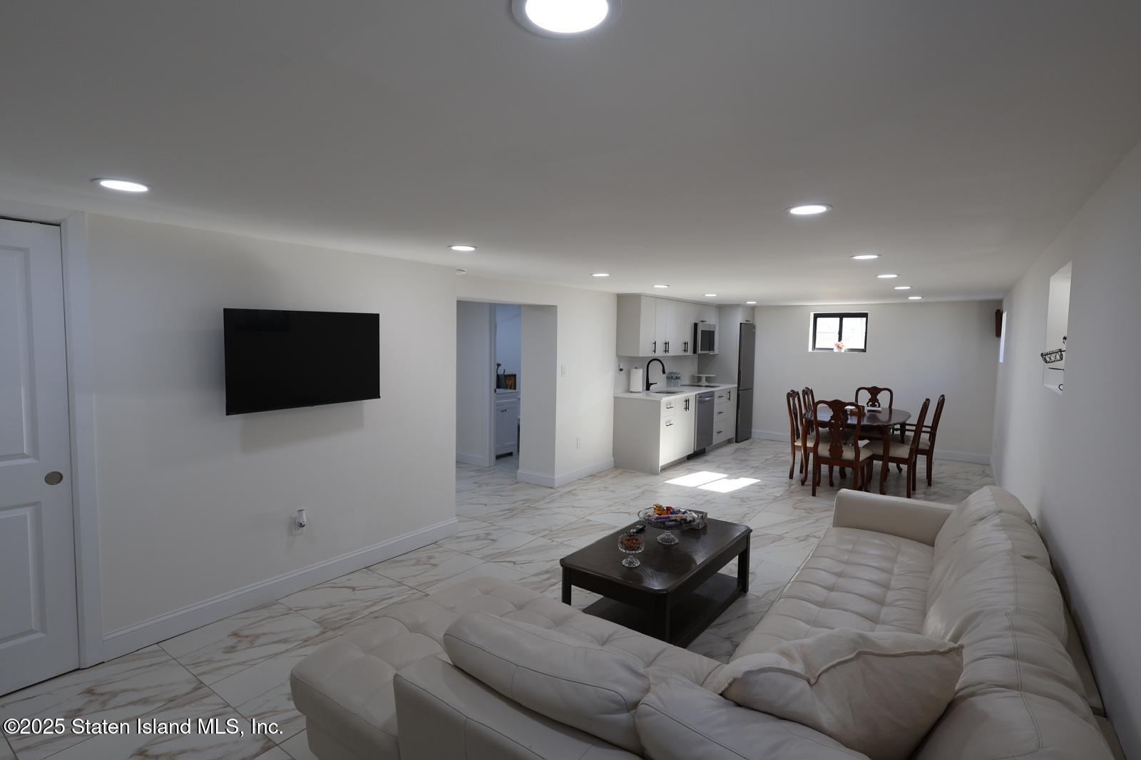 7587 Amboy Road, Staten Island, NY, 10307 image 18