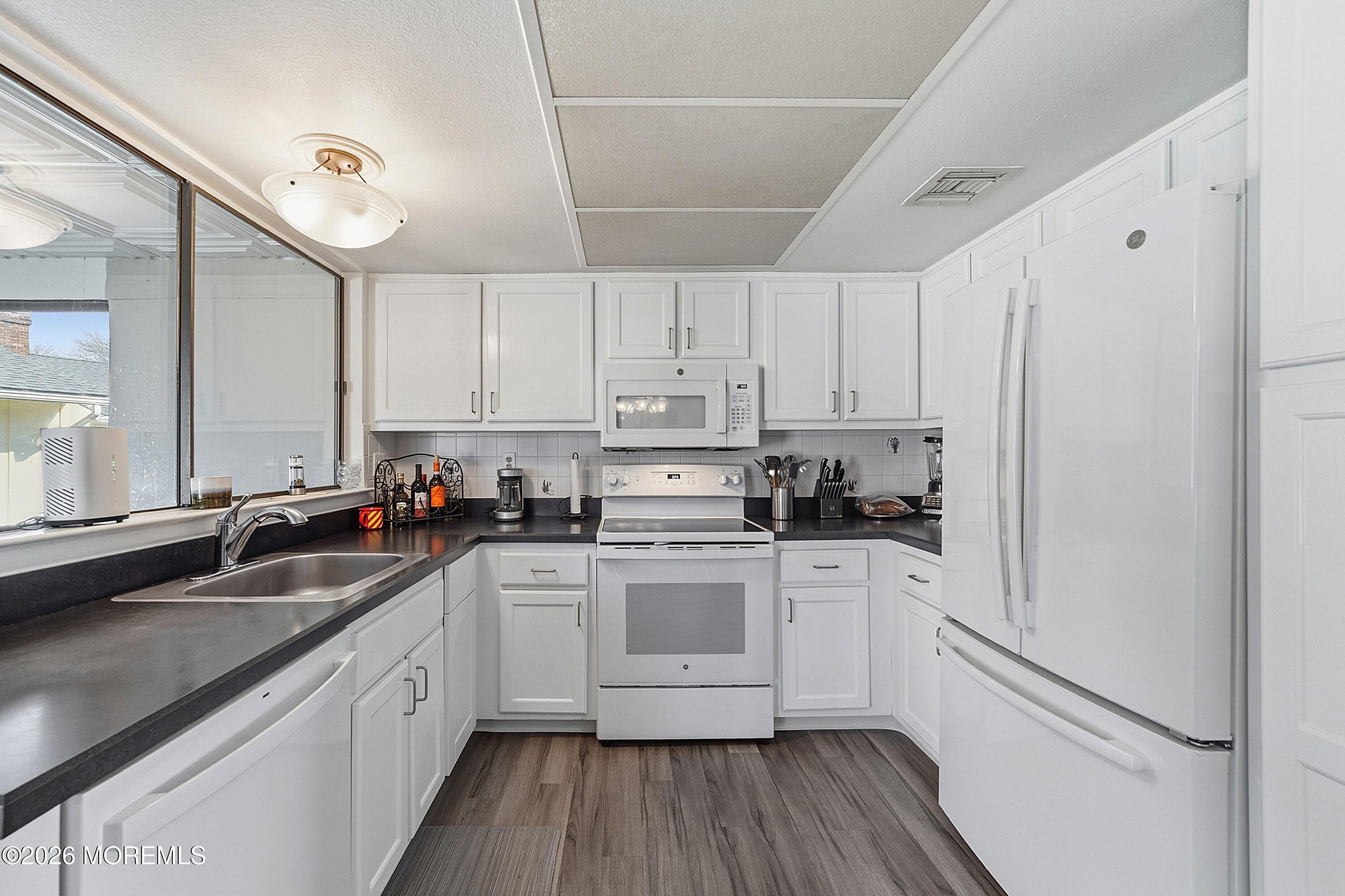 21 Celtis Plz 21B, Monroe, NJ, 08831 image 11