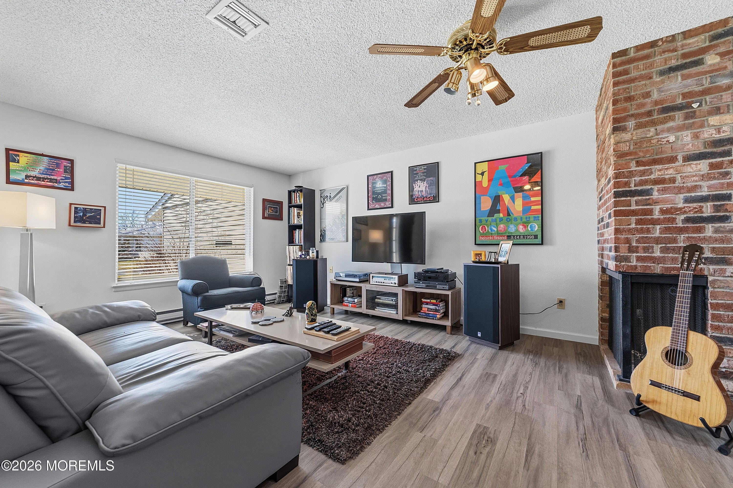 21 Celtis Plz 21B Image 5