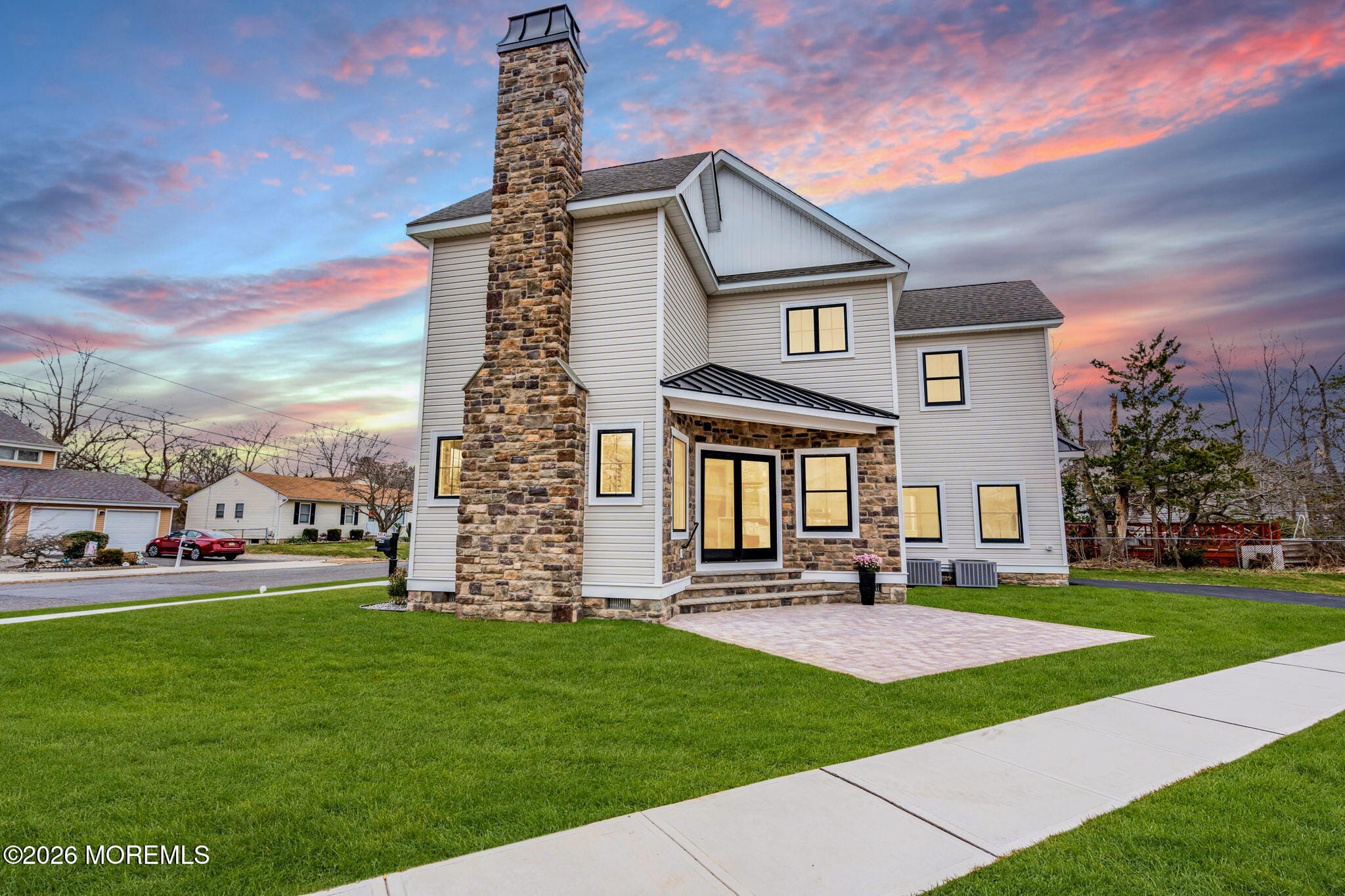 564 Michigan Avenue Image 2