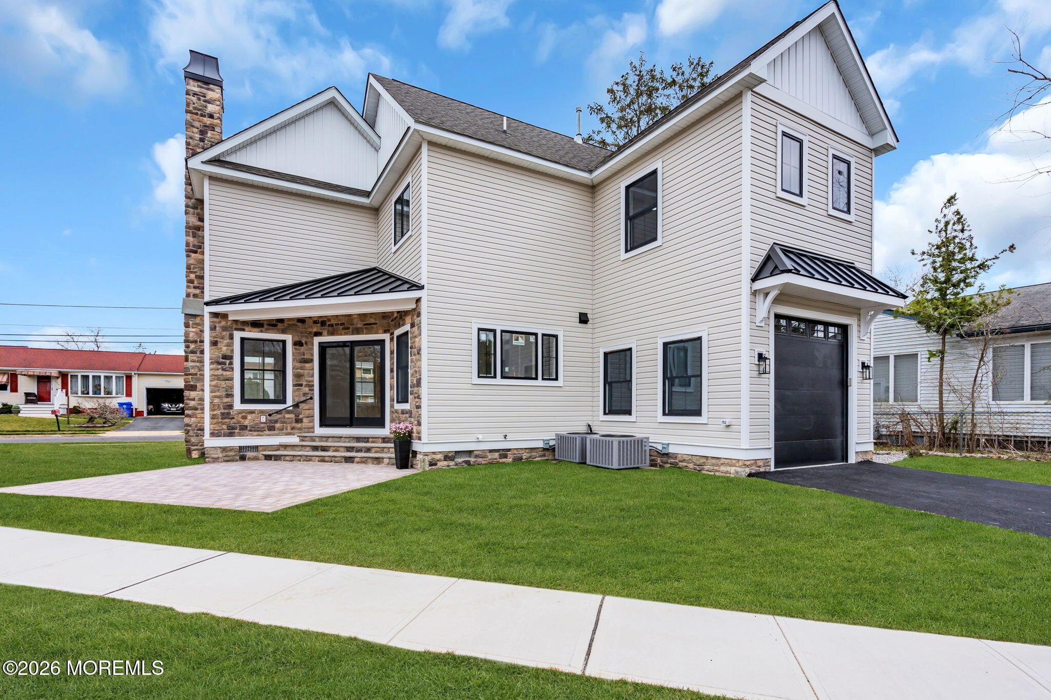 564 Michigan Avenue Image 3