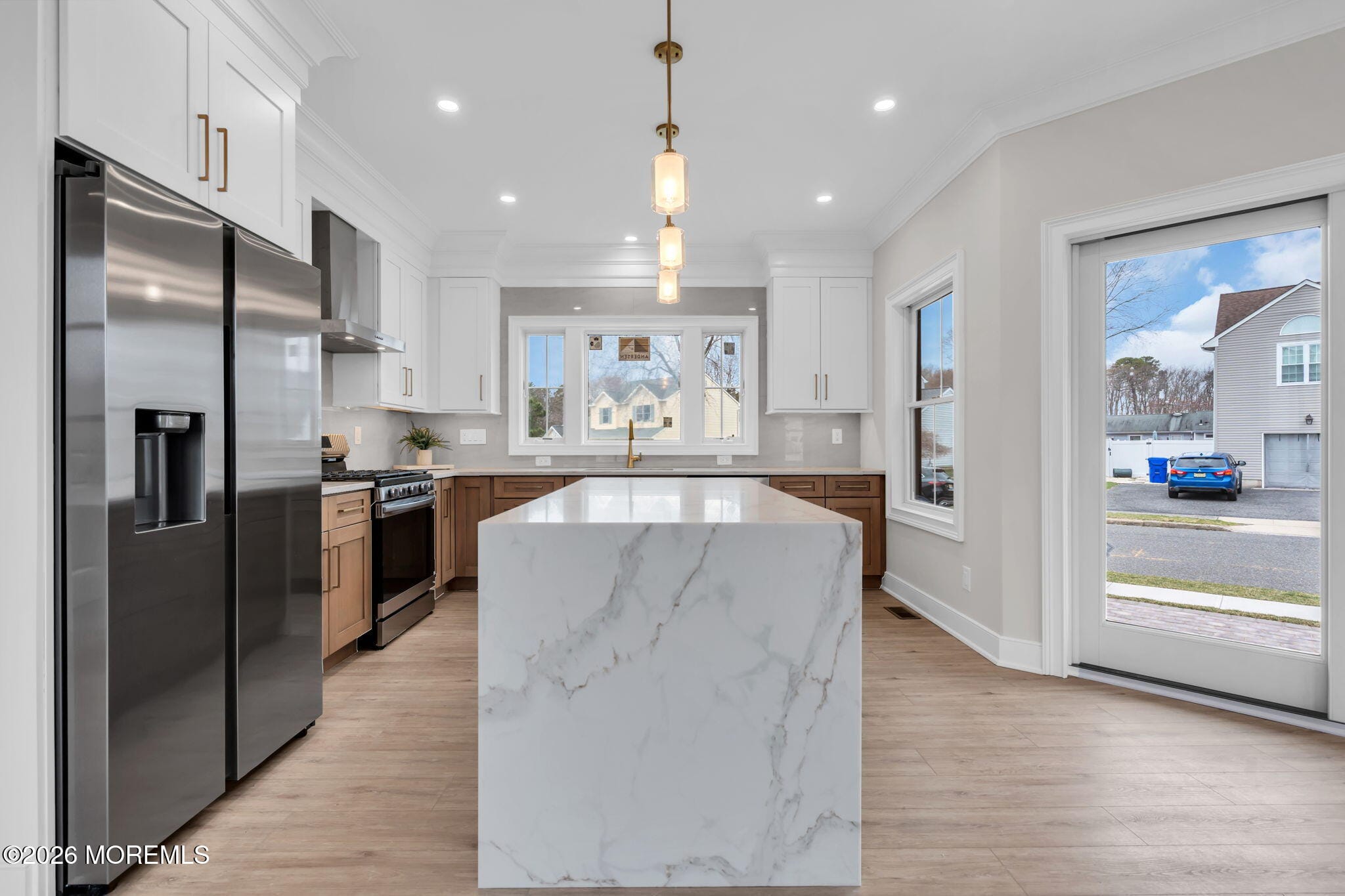 564 Michigan Avenue Image 5