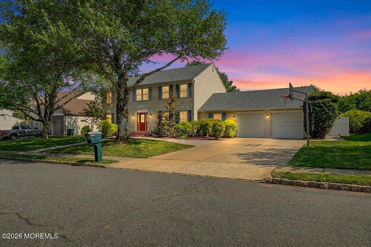 5 Pine Lane, Marlboro, NJ, 07746