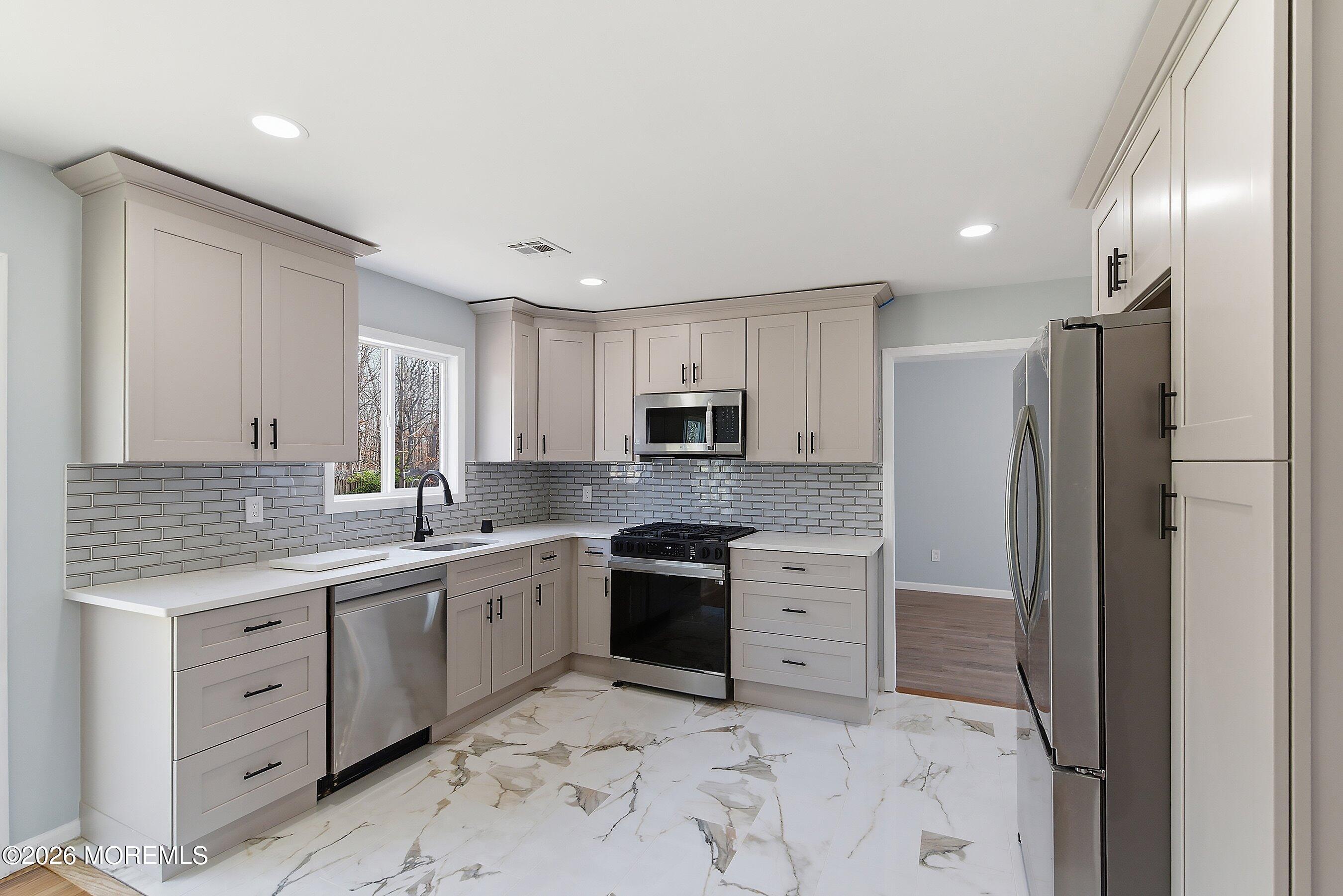 39 Blue Jay Drive, Toms River, NJ, 08755 image 10