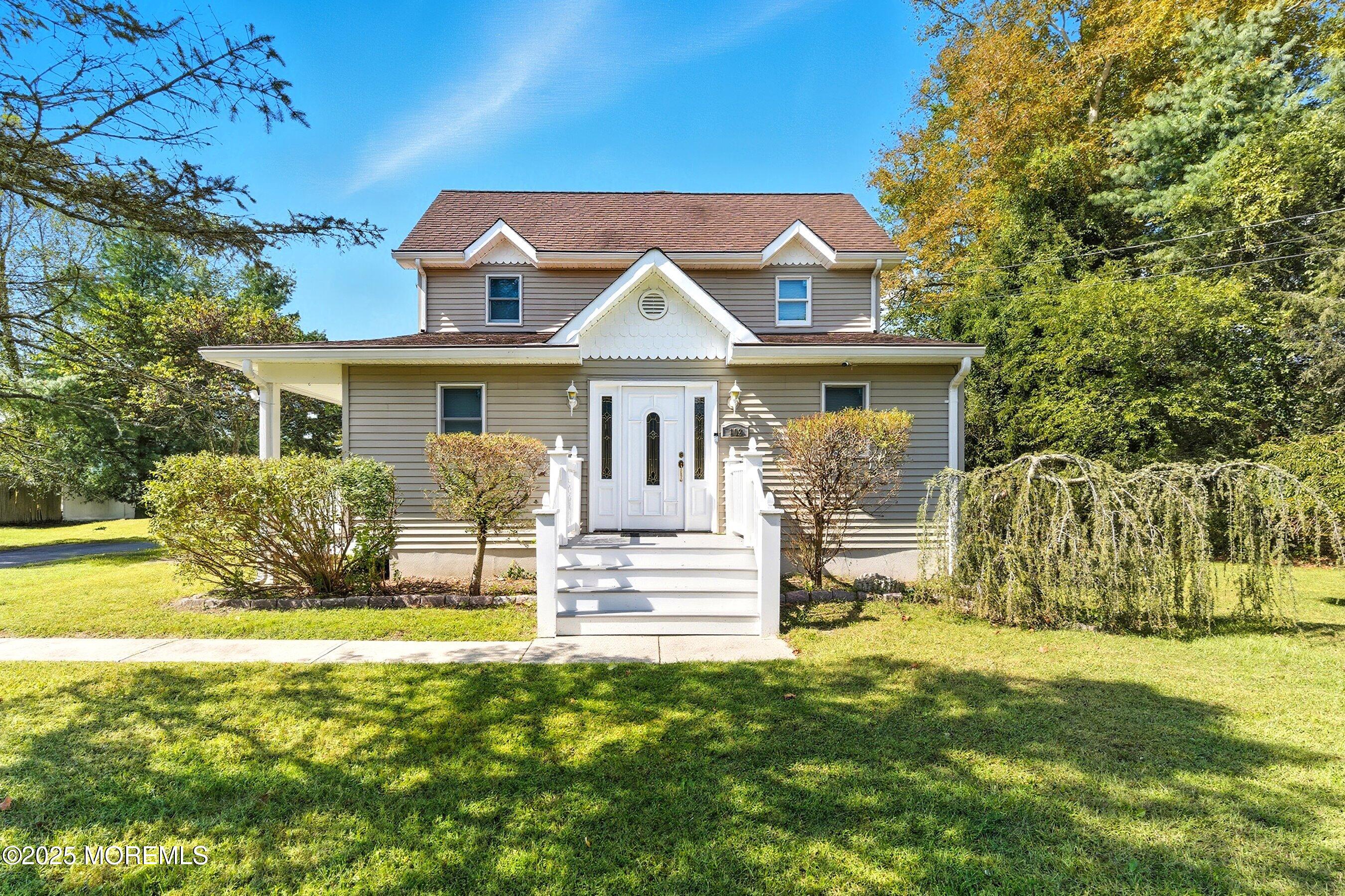 102 Colts Neck Road Image 4