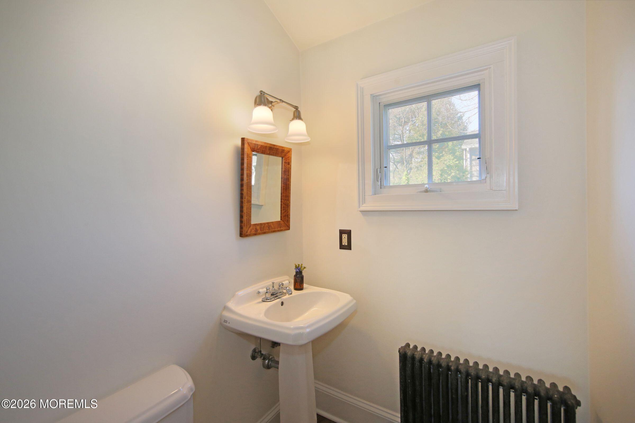 917 Broad Street, Shrewsbury Boro, NJ, 07702 image 46